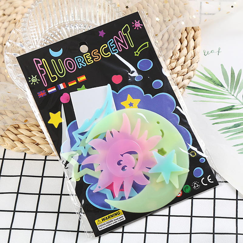Aydınlık Karikatür kelebek Yıl - Glow In Dark Stars incelemesi ve fiyatı